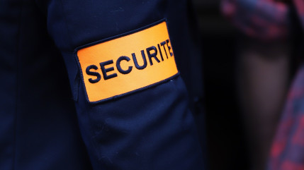 Clermont-Ferrand : l'employ&eacute; de l'Intermarch&eacute; passe &agrave; tabac un client, il &eacute;cope de prison ferme