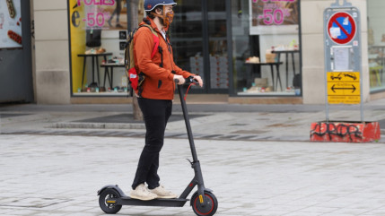 Clermont-Ferrand : la mairie serre la vis, v&eacute;los et trottinettes d&eacute;sormais interdits dans ces secteurs