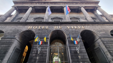 Clermont-Ferrand : la Ville d&eacute;fend ses agents apr&egrave;s la pol&eacute;mique autour d&rsquo;un visuel de la F&ecirc;te de la musique