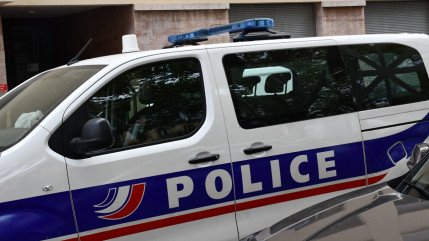 Clermont-Ferrand : un homme de 26 ans attaqu&eacute; au cutter en pleine rue, trois suspects arr&ecirc;t&eacute;s apr&egrave;s une fuite en scooter