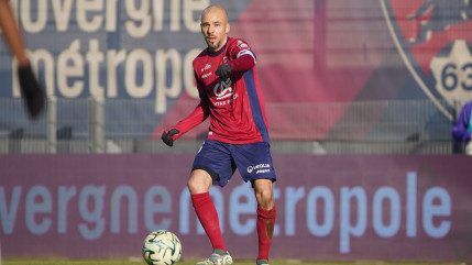 Clermont Foot accroche Laval à la maison (1-1) Clermont Foot accroche Laval à la maison (1-1)