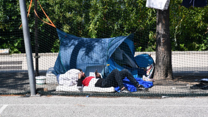 "Des enfants &agrave; la rue" : une mobilisation organis&eacute;e devant une &eacute;cole &agrave; Clermont-Ferrand