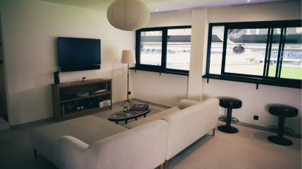 Dormir au stade Marcel Michelin avec vue sur un match de l'ASM Clermont, c'est désormais possible !