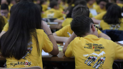 EN PHOTOS - Les écoliers d'Ennezat (Puy-de-Dôme) se préparent au Tour de France avec une dictée