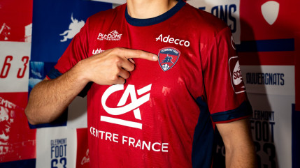 Football : le Clermont Foot 63 annonce la fin de la collaboration avec son équipementier et dévoile son successeur Football : le Clermont Foot 63 annonce la fin de la collaboration avec son équipementier et dévoile son successeur