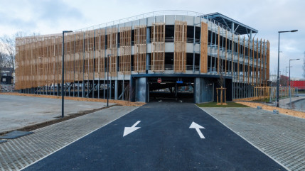 Gratuit jusqu&rsquo;en septembre : ce nouveau parking-relais ouvre aux portes de Clermont-Ferrand