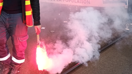 Il avait violenté des policiers après des manifs à Clermont : un jeune homme condamné Il avait violenté des policiers après des manifs à Clermont : un jeune homme condamné