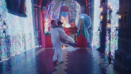 Indochine illustre "L’Amour Fou" avec un clip d’une grande beauté Indochine illustre "L’Amour Fou" avec un clip d’une grande beauté