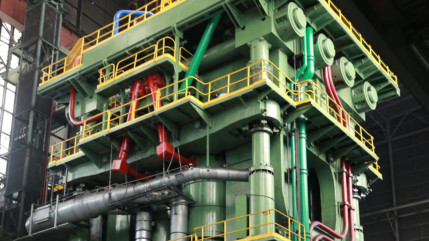 Issoire (63) : un début d'incendie sur une presse hydraulique de 36 mètres à l'usine Interforge Issoire (63) : un début d'incendie sur une presse hydraulique de 36 mètres à l'usine Interforge