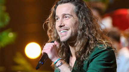 Julien Doré : il se confie sur son rôle de papa ! Julien Doré : il se confie sur son rôle de papa !