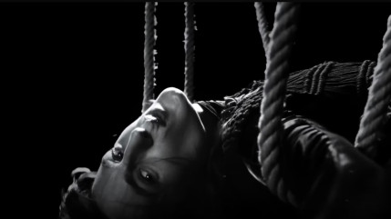 Juliette Armanet offre des images à son nouveau single, « Flamme » (vidéo) Juliette Armanet offre des images à son nouveau single, « Flamme » (vidéo)