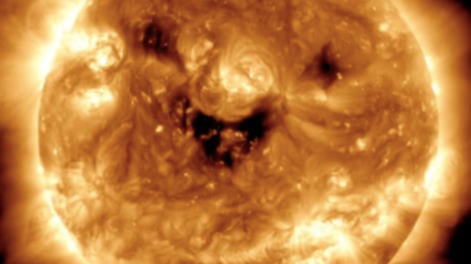 La Nasa partage une photo du soleil en train de "sourire"
