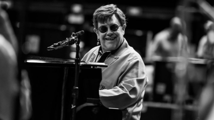 Le chanteur Elton John se dévoile dans un documentaire inédit Le chanteur Elton John se dévoile dans un documentaire inédit