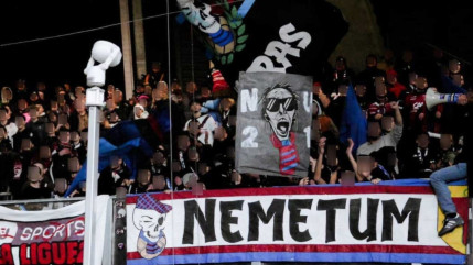 Les Nemetum Ultras, supporters du Clermont Foot, d&eacute;noncent la "pitrerie" de leur club