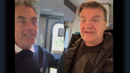 "Les retrouvailles du train" : Gérard Holtz et Patrick Montel se retrouvent dans un Intercités Clermont-Paris "Les retrouvailles du train" : Gérard Holtz et Patrick Montel se retrouvent dans un Intercités Clermont-Paris