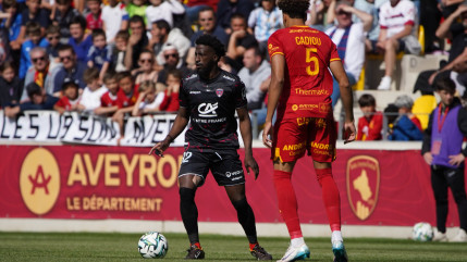 Ligue 2 : le Clermont Foot cale à Rodez mais arrache une place de barragiste ! Ligue 2 : le Clermont Foot cale à Rodez mais arrache une place de barragiste !