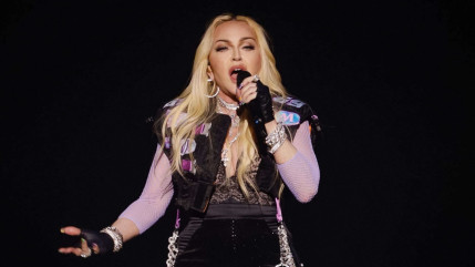 Madonna : ses dates françaises maintenues pour le moment Madonna : ses dates françaises maintenues pour le moment