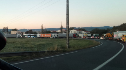 Manifestation de routiers : circulation perturb&eacute;e &agrave; Gerzat et bus supprim&eacute;s sur le r&eacute;seau T2C