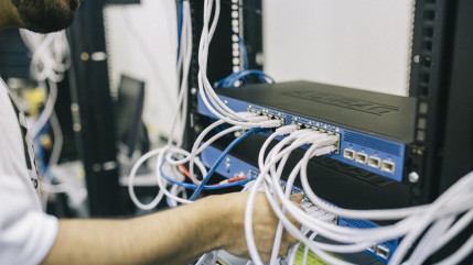 Puy-de-Dôme – Tout le département bientôt couvert par la fibre Puy-de-Dôme – Tout le département bientôt couvert par la fibre