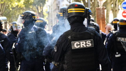 Riom : nouvelles tensions devant le lyc&eacute;e Pierre-Jo&euml;l-Bont&eacute;, des gaz lacrymog&egrave;nes utilis&eacute;s