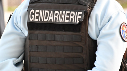 Scène d'horreur près de Clermont-Ferrand : une femme retrouvée morte, son mari blessé par balle