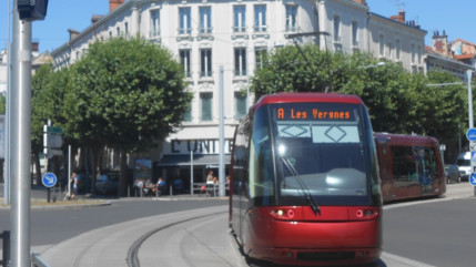 Sous OQTF, toxicomanes, les deux Géorgiens sévissaient dans le tramway de Clermont-Ferrand Sous OQTF, toxicomanes, les deux Géorgiens sévissaient dans le tramway de Clermont-Ferrand