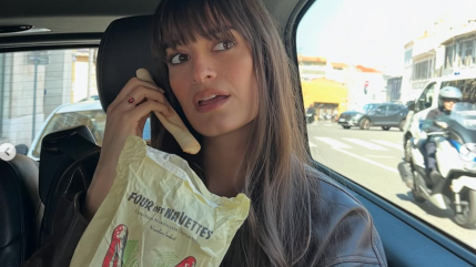 Surprise : Clara Luciani a vendu plus d'un million d'albums dans le monde !