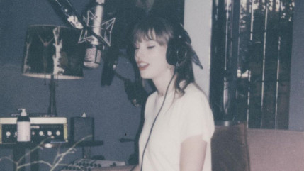 Taylor Swift réagit au fulgurant succès de son dernier album Taylor Swift réagit au fulgurant succès de son dernier album