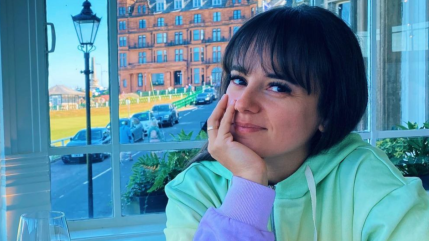 "Très heureuse et émue" La bonne nouvelle qu'Alizée partage avec ses fans sur Instagram ! "Très heureuse et émue" La bonne nouvelle qu'Alizée partage avec ses fans sur Instagram !