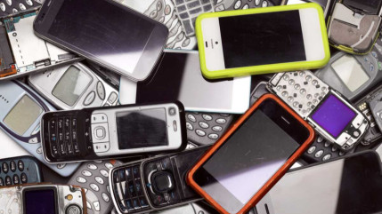 Une boîte à collecte dans les communes de l'Allier pour recycler les téléphones Une boîte à collecte dans les communes de l'Allier pour recycler les téléphones