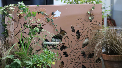 Une entreprise Clermontoise a créé des stèles végétales pour colorer les cimetières Une entreprise Clermontoise a créé des stèles végétales pour colorer les cimetières