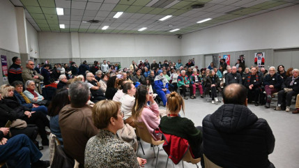 Une réunion publique contre la fermeture d’Auchan Nord à Clermont-Ferrand Une réunion publique contre la fermeture d’Auchan Nord à Clermont-Ferrand