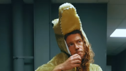 Vêtu d'un déguisement hilarant, Julien Doré continue de nous faire rire pour la promo de son nouvel album Vêtu d'un déguisement hilarant, Julien Doré continue de nous faire rire pour la promo de son nouvel album