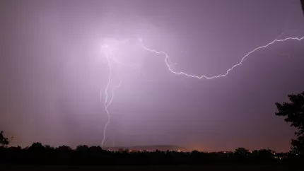 Dans l'Allier et le Puy-de-Dôme, les images impressionnantes de l'orage de ce mercredi Dans l'Allier et le Puy-de-Dôme, les images impressionnantes de l'orage de ce mercredi