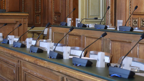 Entre s&eacute;curit&eacute;, stationnement gratuit et micro-cr&egrave;che, le conseil municipal de vendredi s'annonce charg&eacute;