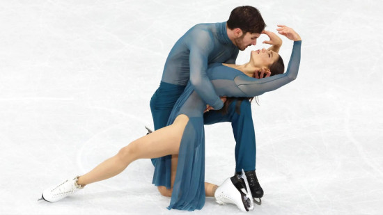 JO 2026 : Guillaume Cizeron et Laurence Fournier Beaudry remportent l'or olympique en danse sur glace