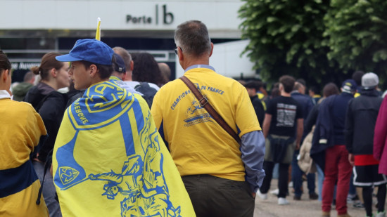 "Le Michelin en Jaune" : pour la r&eacute;ception de La Rochelle, l'ASM Clermont galvanise ses supporters