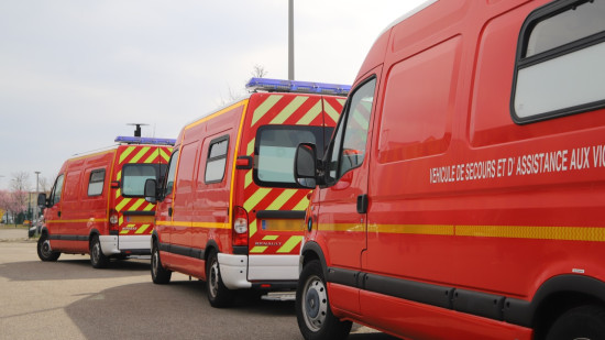 Puy-de-D&ocirc;me : un motard tu&eacute; dans une collision avec une camionnette, son &eacute;pouse gri&egrave;vement bless&eacute;e&nbsp;