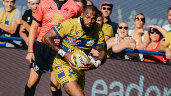 Top 14 : Clermont domine Castres avec le bonus et retrouve le top 6