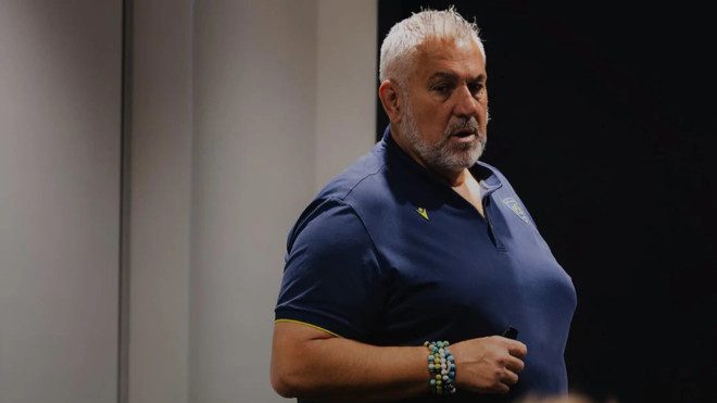 ASM Clermont : Christophe Urios laisse planer le doute sur son avenir au club