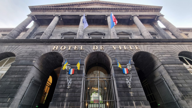 Municipales à Clermont-Ferrand : Julien Bony en tête du 1er tour, le maire sortant Olivier Bianchi second dans une quadrangulaire Municipales à Clermont-Ferrand : Julien Bony en tête du 1er tour, le maire sortant Olivier Bianchi second dans une quadrangulaire