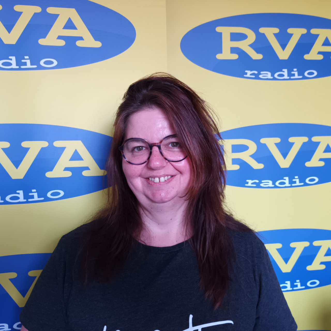 Janik'Acrylik : "C'est grâce à mon daltonisme si je réussis à peindre !" Janik'Acrylik : "C'est grâce à mon daltonisme si je réussis à peindre !"