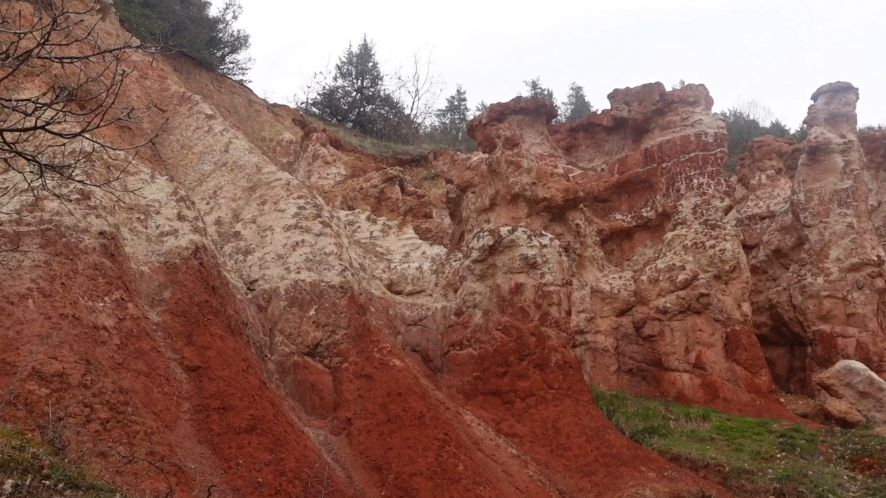 ESCAPADES EN AUVERGNE : A la découverte de Boudes et de sa Vallée des Saints