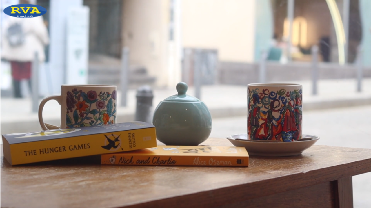 ESCAPADES EN AUVERGNE- Emma’s Bookshop, une librairie aux multiples langues à Clermont-Ferrand (63) ESCAPADES EN AUVERGNE- Emma’s Bookshop, une librairie aux multiples langues à Clermont-Ferrand (63)