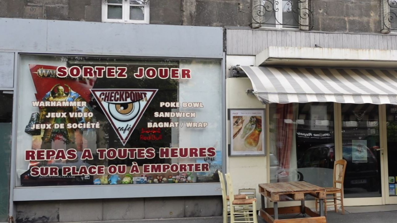 ESCAPADES EN AUVERGNE - La Pop Culture s’invite au Checkpoint Café ESCAPADES EN AUVERGNE - La Pop Culture s’invite au Checkpoint Café