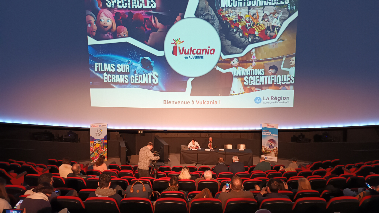 REPORTAGE : Vulcania : entre planétarium et Tour de France, une saison explosive !