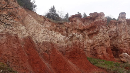 ESCAPADES EN AUVERGNE : A la découverte de Boudes et de sa Vallée des Saints