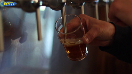 ESCAPADES EN AUVERGNE - Une brasserie de Saint-Ours (63) nous montre comment faire de la bière ESCAPADES EN AUVERGNE - Une brasserie de Saint-Ours (63) nous montre comment faire de la bière