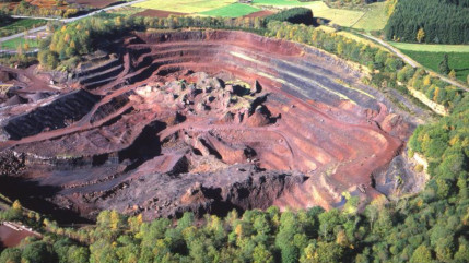 Évadez-vous en Auvergne-Rhône-Alpes au Volcan de Lemptégy ! Évadez-vous en Auvergne-Rhône-Alpes au Volcan de Lemptégy !